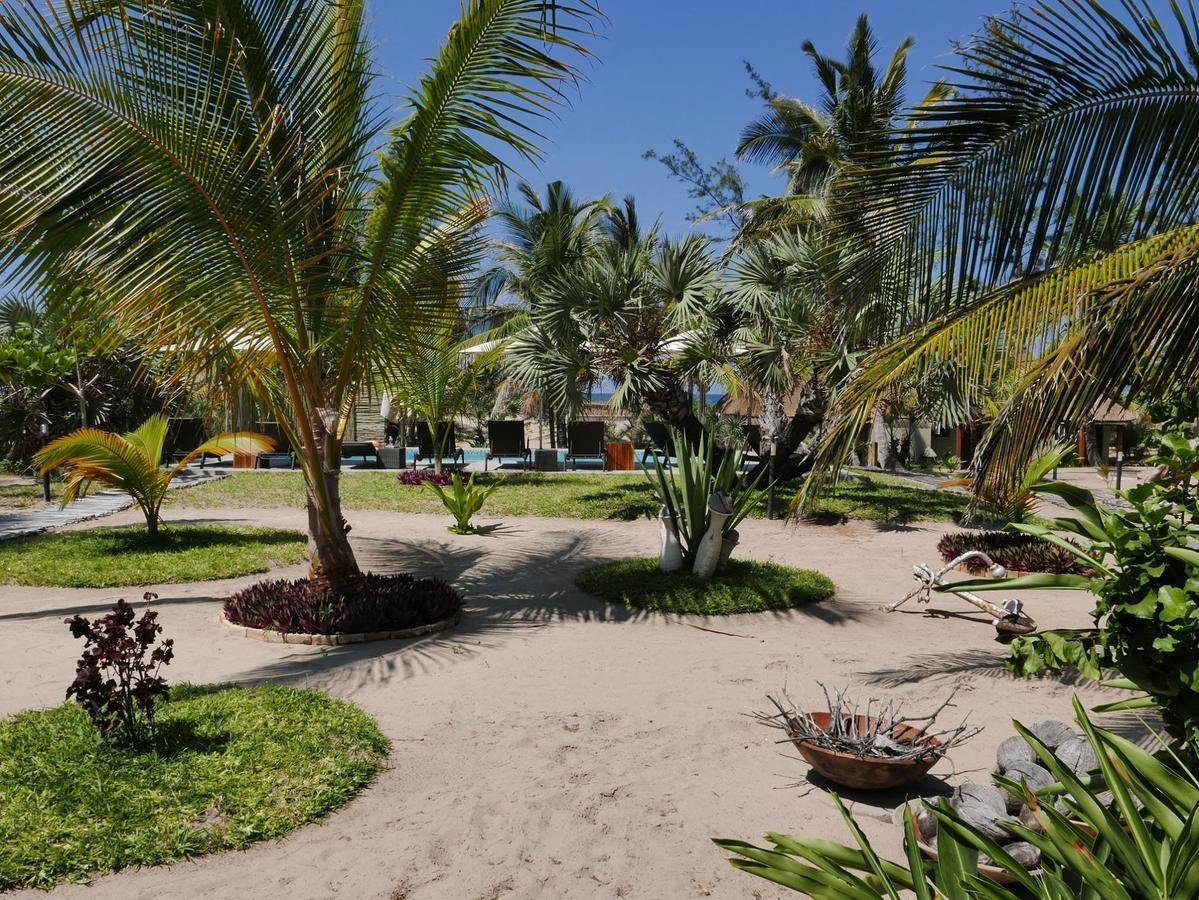 Barra Beach Club Inhambane Exterior photo