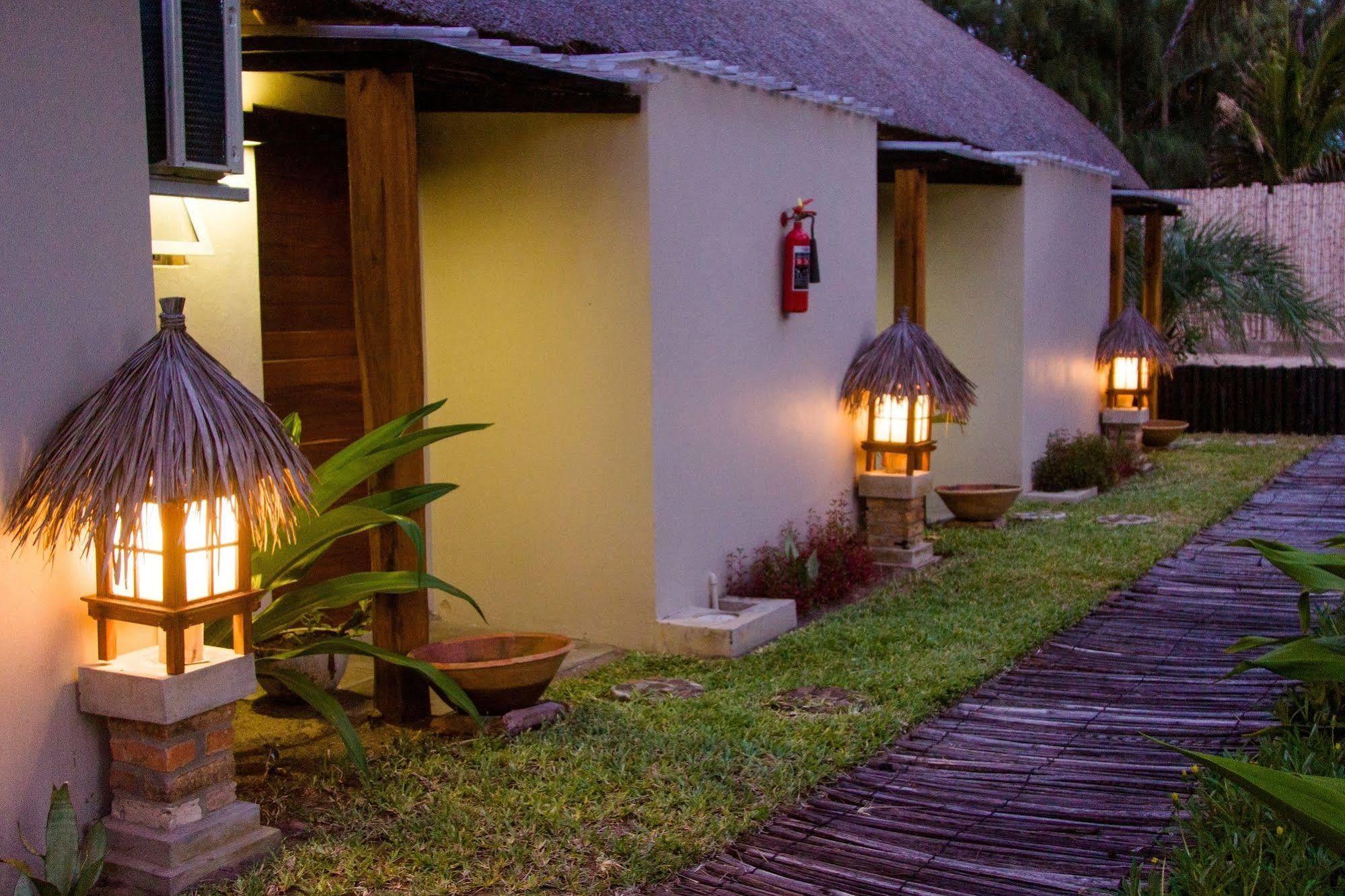 Barra Beach Club Inhambane Exterior photo